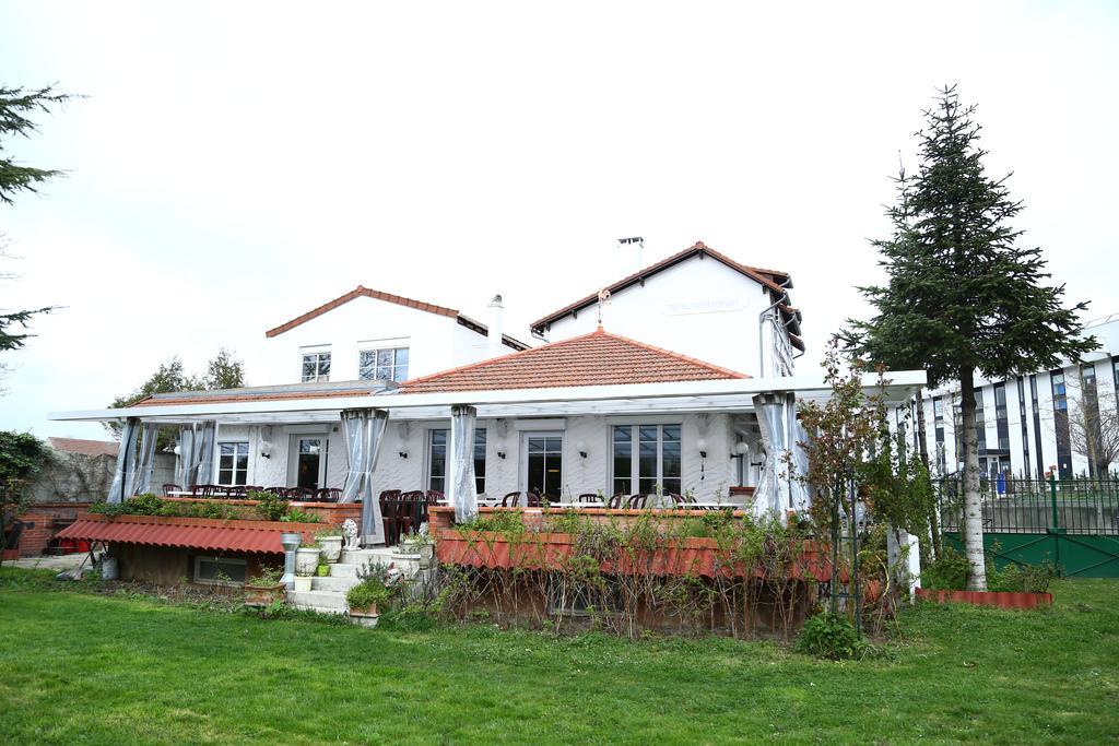 Hotel Restaurant Maison Blanche Ренжи Екстериор снимка