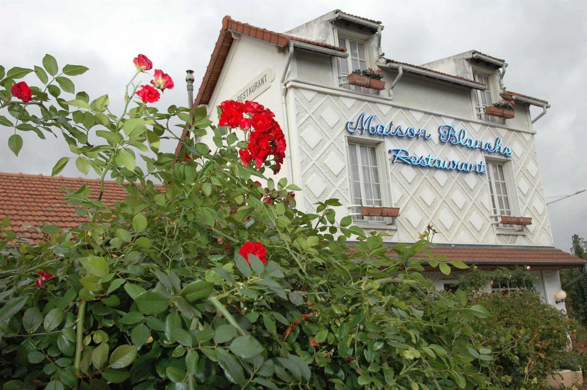 Hotel Restaurant Maison Blanche Ренжи Екстериор снимка